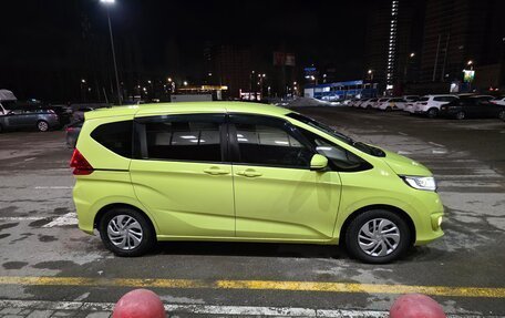 Honda Freed II, 2018 год, 1 650 000 рублей, 7 фотография