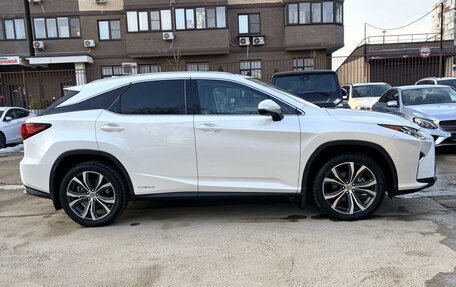 Lexus RX IV рестайлинг, 2016 год, 4 100 000 рублей, 6 фотография