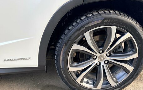 Lexus RX IV рестайлинг, 2016 год, 4 100 000 рублей, 13 фотография