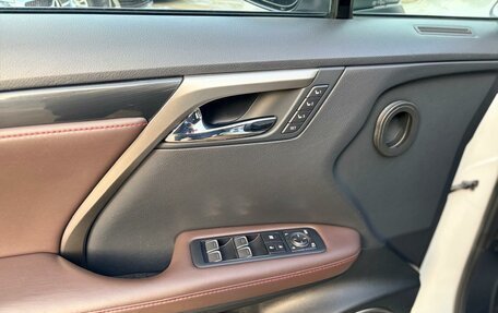 Lexus RX IV рестайлинг, 2016 год, 4 100 000 рублей, 16 фотография