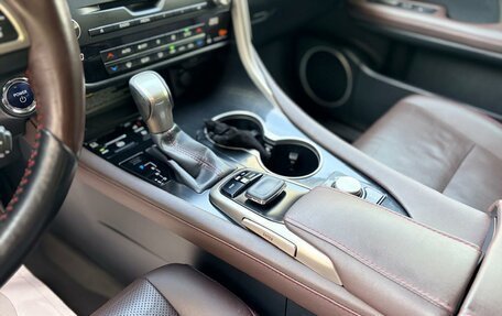 Lexus RX IV рестайлинг, 2016 год, 4 100 000 рублей, 18 фотография