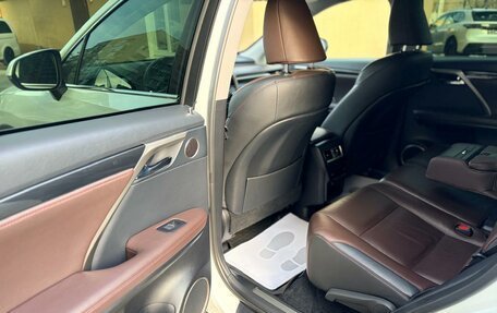 Lexus RX IV рестайлинг, 2016 год, 4 100 000 рублей, 31 фотография