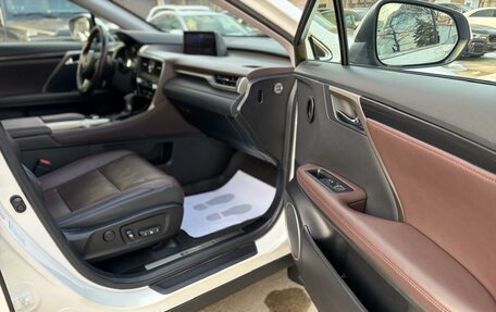 Lexus RX IV рестайлинг, 2016 год, 4 100 000 рублей, 24 фотография