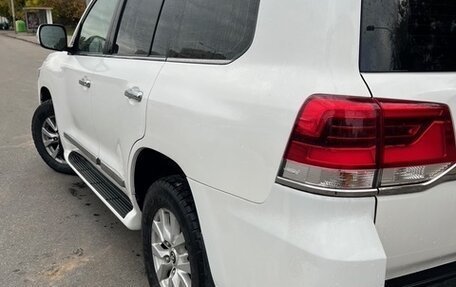 Toyota Land Cruiser 200, 2015 год, 4 998 000 рублей, 11 фотография