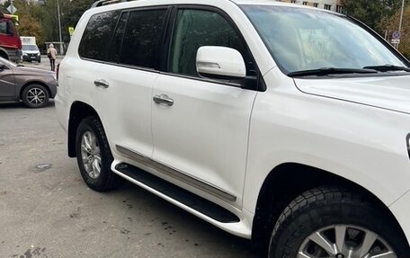 Toyota Land Cruiser 200, 2015 год, 4 998 000 рублей, 14 фотография