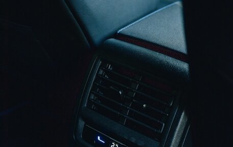 Volkswagen Golf R, 2023 год, 6 300 000 рублей, 3 фотография