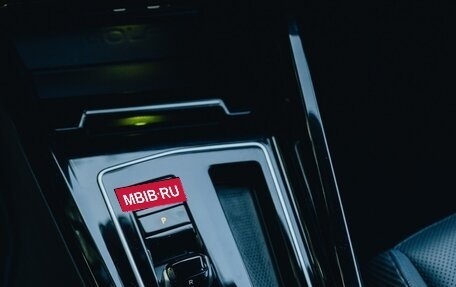 Volkswagen Golf R, 2023 год, 6 300 000 рублей, 6 фотография