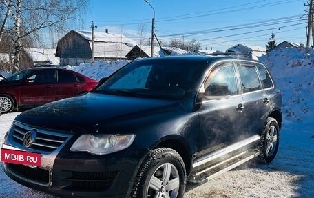 Volkswagen Touareg III, 2007 год, 900 000 рублей, 3 фотография