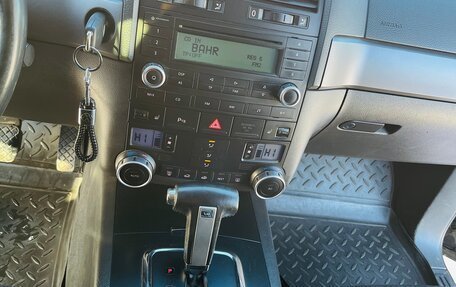 Volkswagen Touareg III, 2007 год, 900 000 рублей, 18 фотография