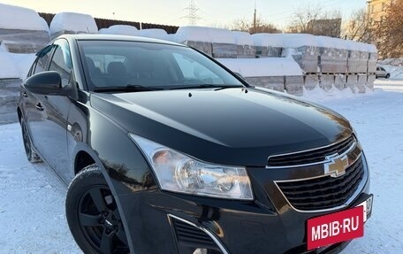 Chevrolet Cruze II, 2013 год, 825 000 рублей, 10 фотография