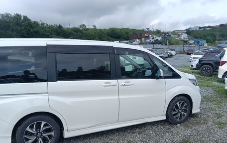 Honda Stepwgn IV, 2021 год, 2 300 000 рублей, 4 фотография