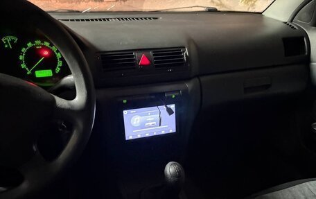 Skoda Octavia IV, 2003 год, 400 000 рублей, 11 фотография