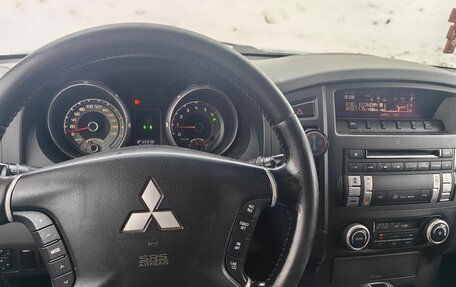 Mitsubishi Pajero IV, 2008 год, 1 450 000 рублей, 7 фотография