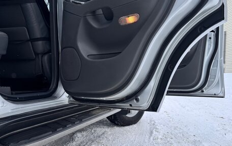 Toyota Land Cruiser Prado 120 рестайлинг, 2006 год, 2 450 000 рублей, 16 фотография