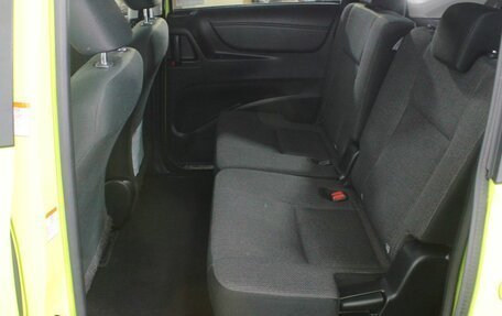 Toyota Sienta II, 2019 год, 1 750 000 рублей, 13 фотография