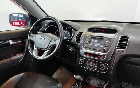 KIA Sorento II рестайлинг, 2017 год, 2 500 000 рублей, 11 фотография