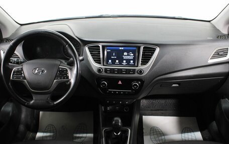 Hyundai Solaris II рестайлинг, 2019 год, 1 370 000 рублей, 11 фотография