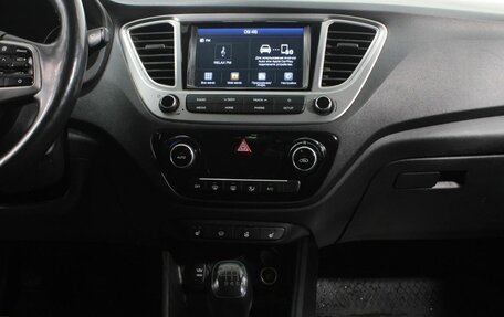 Hyundai Solaris II рестайлинг, 2019 год, 1 370 000 рублей, 12 фотография