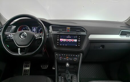 Volkswagen Tiguan II, 2019 год, 2 259 000 рублей, 11 фотография