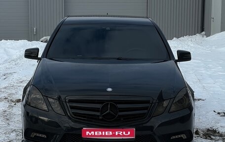 Mercedes-Benz E-Класс, 2010 год, 1 700 000 рублей, 1 фотография