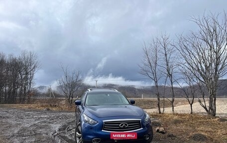 Infiniti QX70, 2014 год, 1 900 000 рублей, 9 фотография