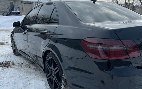 Mercedes-Benz E-Класс, 2010 год, 1 700 000 рублей, 2 фотография