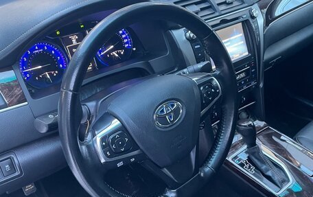 Toyota Camry, 2017 год, 2 100 000 рублей, 9 фотография