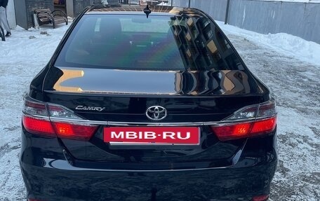 Toyota Camry, 2017 год, 2 100 000 рублей, 6 фотография