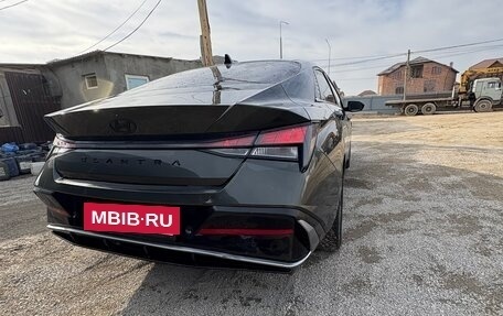 Hyundai Elantra, 2023 год, 1 250 000 рублей, 3 фотография