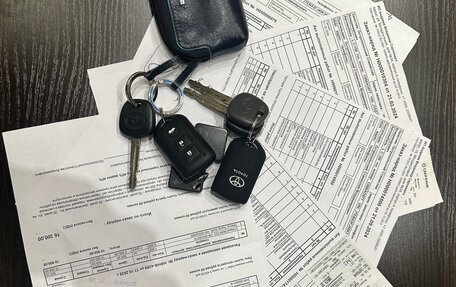 Toyota Land Cruiser Prado 150 рестайлинг 2, 2022 год, 6 200 000 рублей, 23 фотография