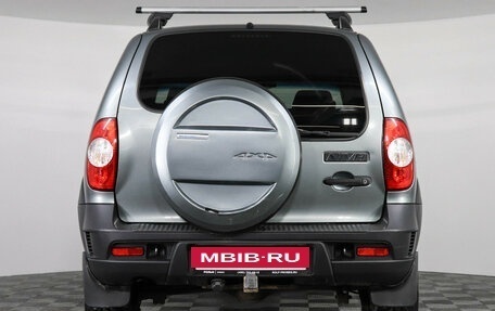 Chevrolet Niva I рестайлинг, 2020 год, 899 000 рублей, 6 фотография