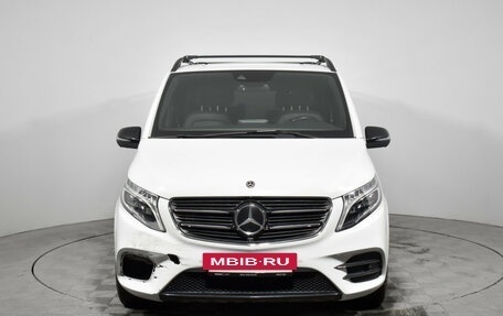 Mercedes-Benz V-Класс, 2019 год, 4 480 000 рублей, 2 фотография