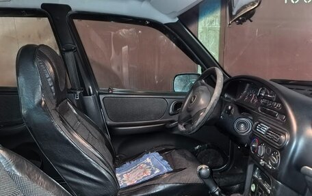 Chevrolet Niva I рестайлинг, 2011 год, 700 000 рублей, 7 фотография