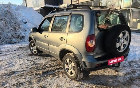 Chevrolet Niva I рестайлинг, 2011 год, 700 000 рублей, 13 фотография