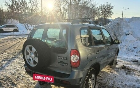 Chevrolet Niva I рестайлинг, 2011 год, 700 000 рублей, 14 фотография