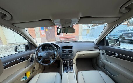 Mercedes-Benz C-Класс, 2010 год, 1 200 000 рублей, 15 фотография