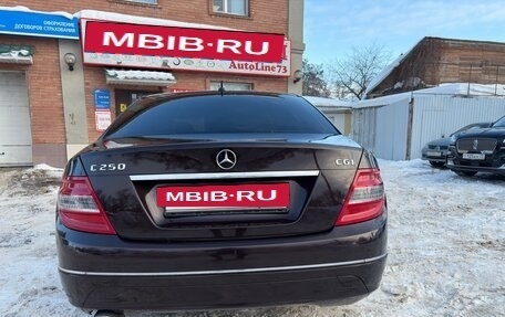 Mercedes-Benz C-Класс, 2010 год, 1 200 000 рублей, 5 фотография