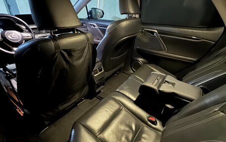 Lexus RX IV рестайлинг, 2018 год, 3 970 000 рублей, 6 фотография