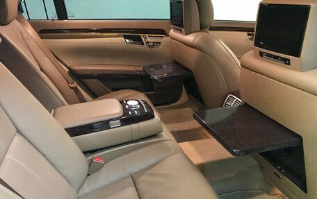 Mercedes-Benz S-Класс, 2006 год, 6 000 000 рублей, 17 фотография