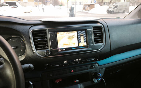 Peugeot Traveller I, 2020 год, 2 450 000 рублей, 7 фотография