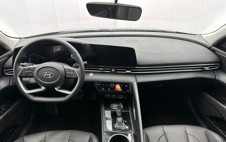 Hyundai Elantra, 2021 год, 1 715 000 рублей, 5 фотография