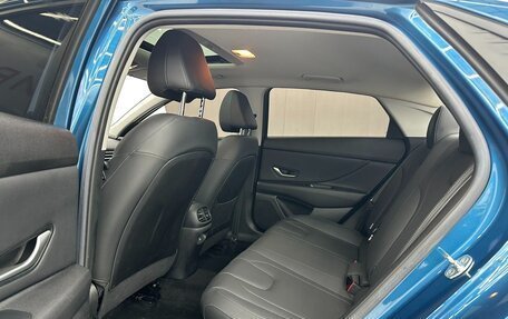 Hyundai Elantra, 2021 год, 1 715 000 рублей, 19 фотография