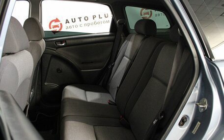 Toyota Matrix, 2004 год, 589 000 рублей, 9 фотография