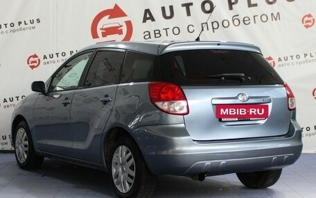 Toyota Matrix, 2004 год, 589 000 рублей, 2 фотография