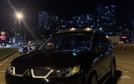 Mitsubishi Outlander III рестайлинг 3, 2007 год, 1 100 000 рублей, 1 фотография