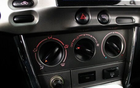 Toyota Matrix, 2004 год, 589 000 рублей, 16 фотография