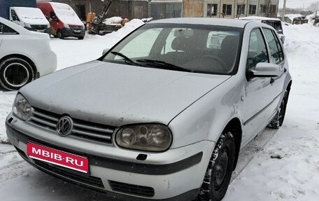 Volkswagen Golf IV, 2002 год, 210 000 рублей, 1 фотография