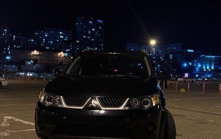 Mitsubishi Outlander III рестайлинг 3, 2007 год, 1 100 000 рублей, 2 фотография