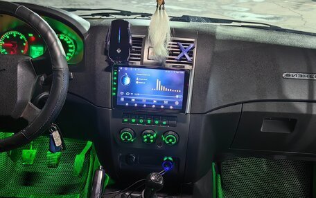 ЛуАЗ Patriot, 2015 год, 1 150 000 рублей, 9 фотография