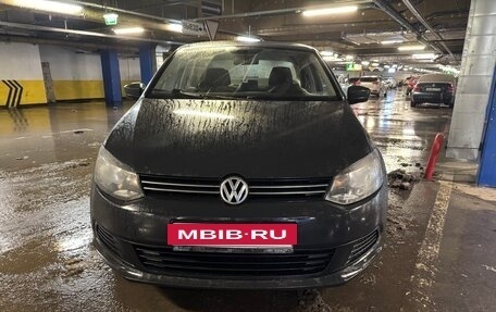 Volkswagen Polo VI (EU Market), 2011 год, 680 000 рублей, 3 фотография